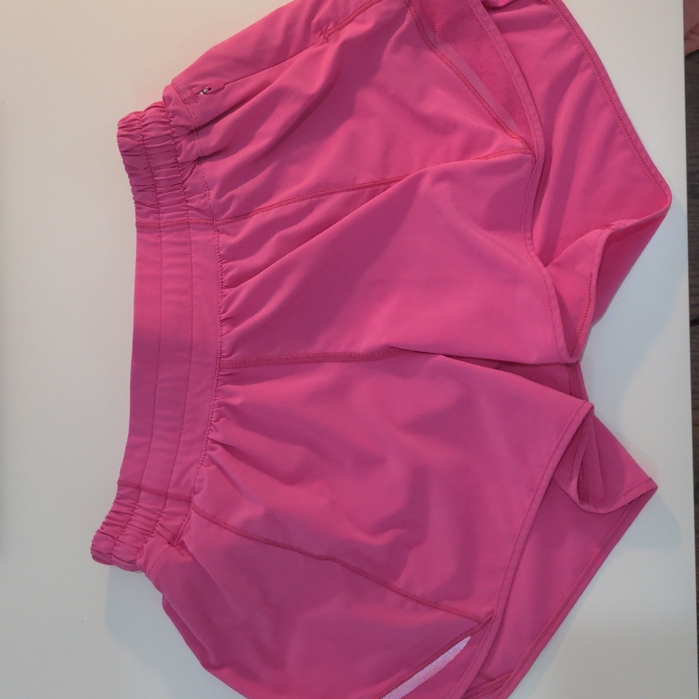 Hotty Hot Low Rise Short "4 in Sonic Pink